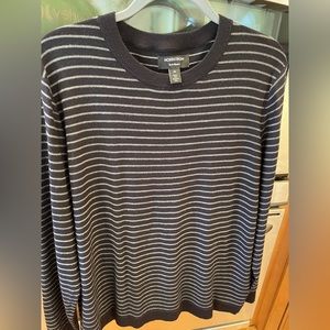 Nordstrom tech smart sweater size XL